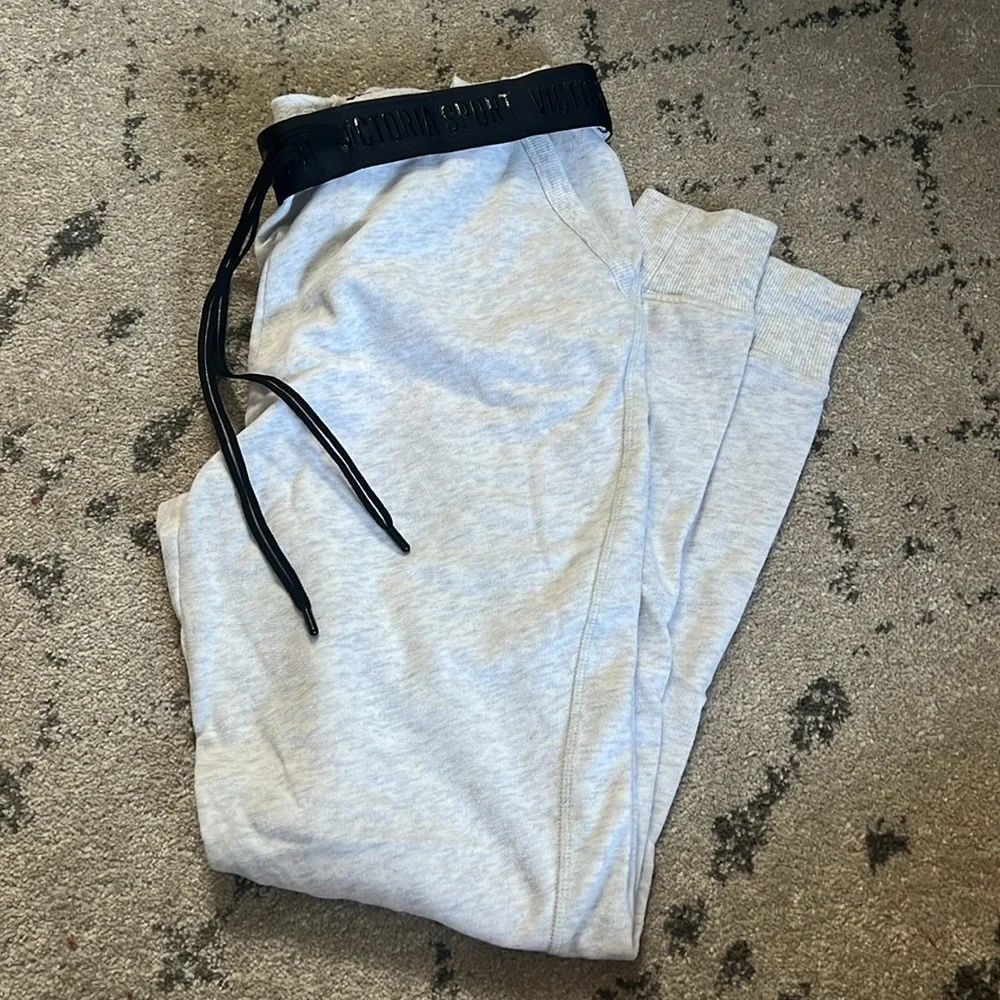 VS sport jogger sweats - Picture 2 of 5